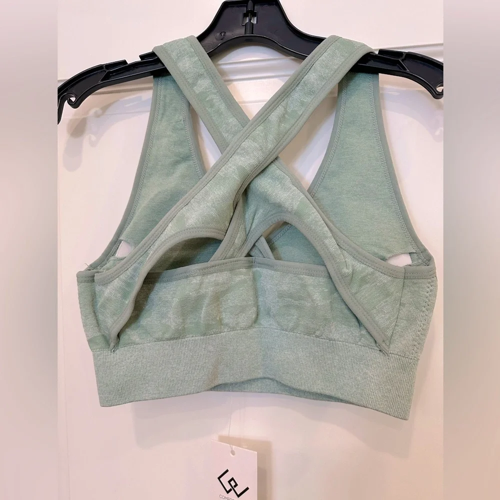 NWT Comfort labs green camo sports bra - Picture 3 of 4